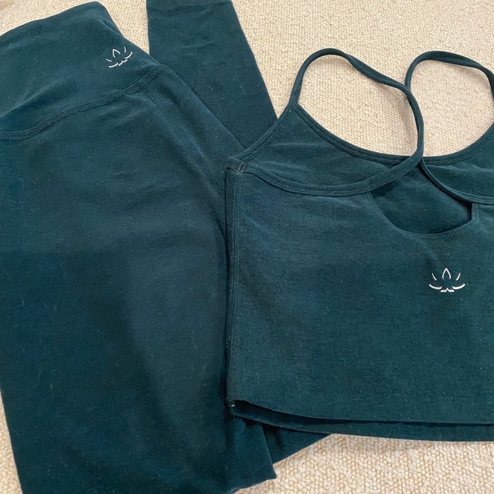 Beyond Yoga Set